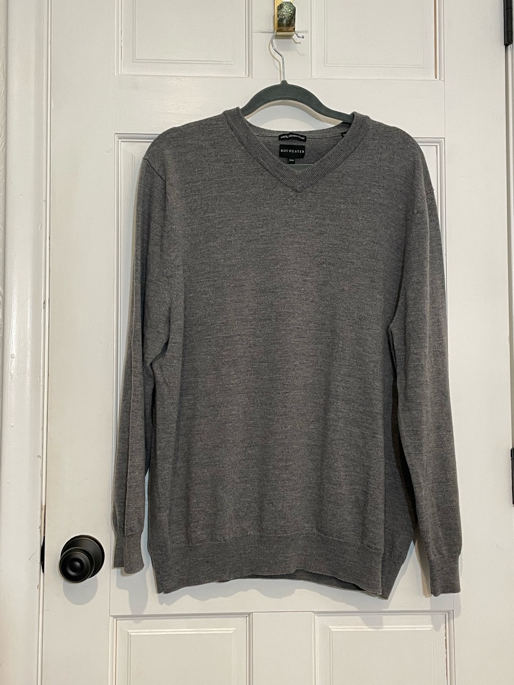 Rochester Grey V-Neck 100% Merino Wool Men’s Sweater 2XLT